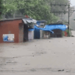 Surat Heavy Rain :उमरपाड़ा में 4 घंटे में 14 इंच बारिश, जनजीवन प्रभावित हुआ,  Breaking News 1