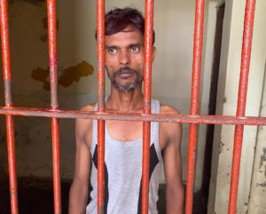 ऑटो चालक ने महिला को मदद का झांसा…