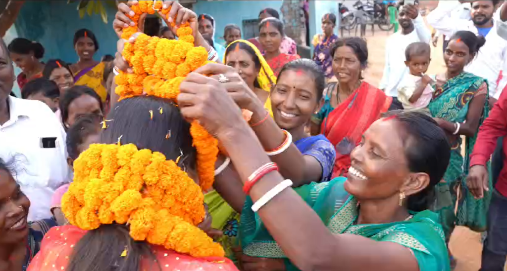 अंबा प्रसाद ने बड़कागांव में चुनाव प्रचार किया शुरू