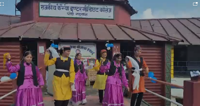 एनएसएस के स्वयंसेवियों ने रंगारंग कार्यक्रम…