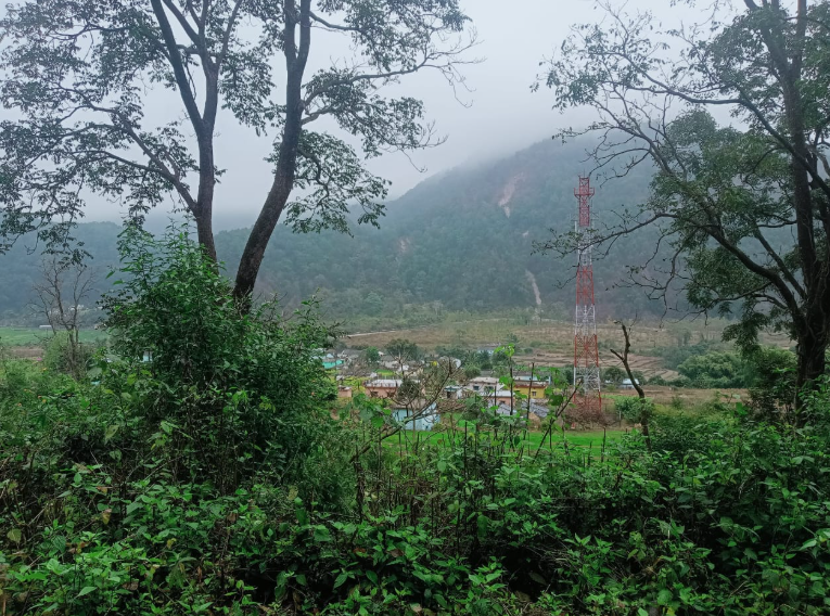 दगा दे रही बीएसएनएल की सेवा , ग्रामीणों में रोष