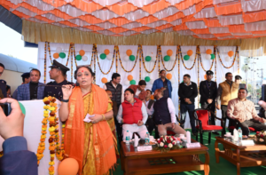 लखनऊ-देहरादून वंदे भारत ट्रेन के नजीबाबाद में ठहरने…