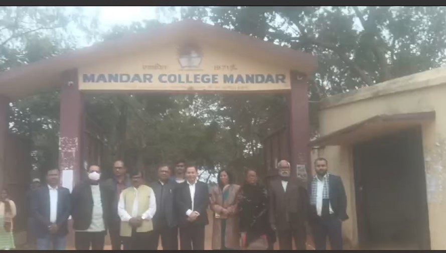 मांडर कॉलेज के विकास पर…