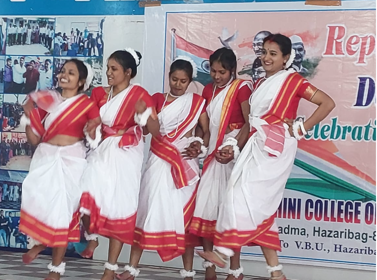 पदमा प्रखंड स्थित मां विंध्यवासिनी…