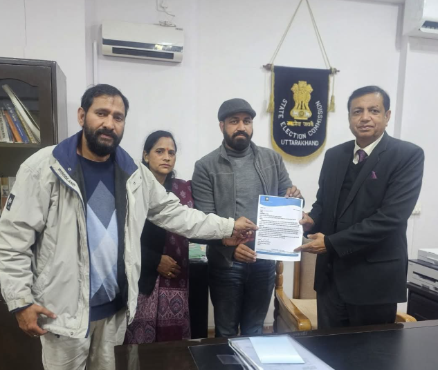 राज्य निर्वाचन आयुक्त से मिलकर आरक्षित सीटों पर जताई आपत्ति