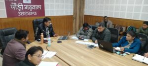 क्रैश बैरियर में अनियमितता पर निर्माणदायी संस्था के…