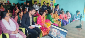 रात्रि चौपाल से प्रशासन को बनाया जनोन्मुखी
